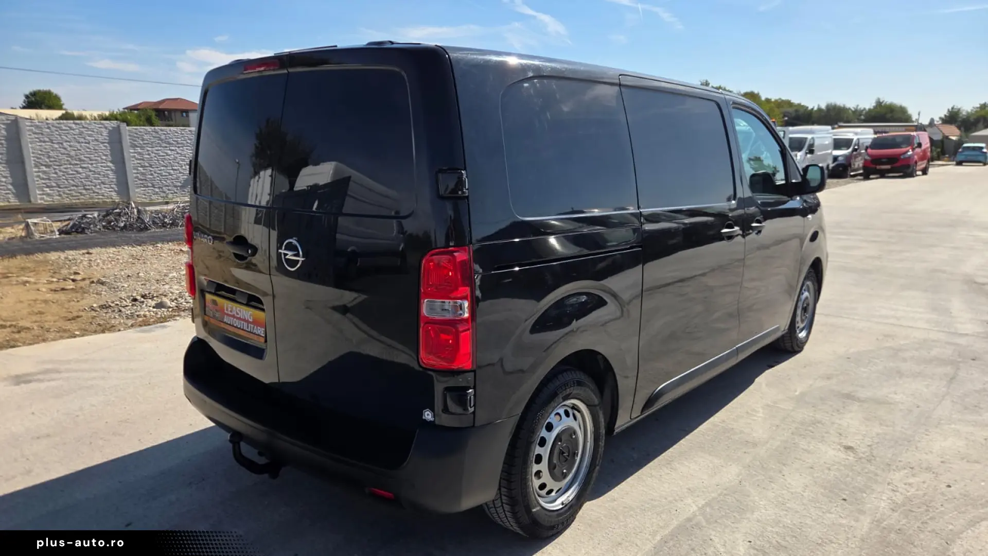 OPEL NEW VIVARO L2H1 BLACK EDITION