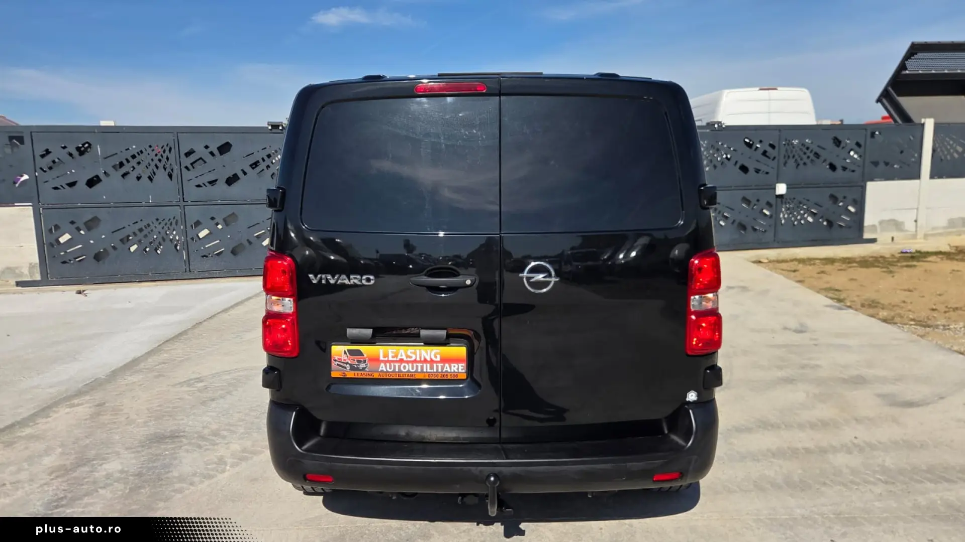 OPEL NEW VIVARO L2H1 BLACK EDITION