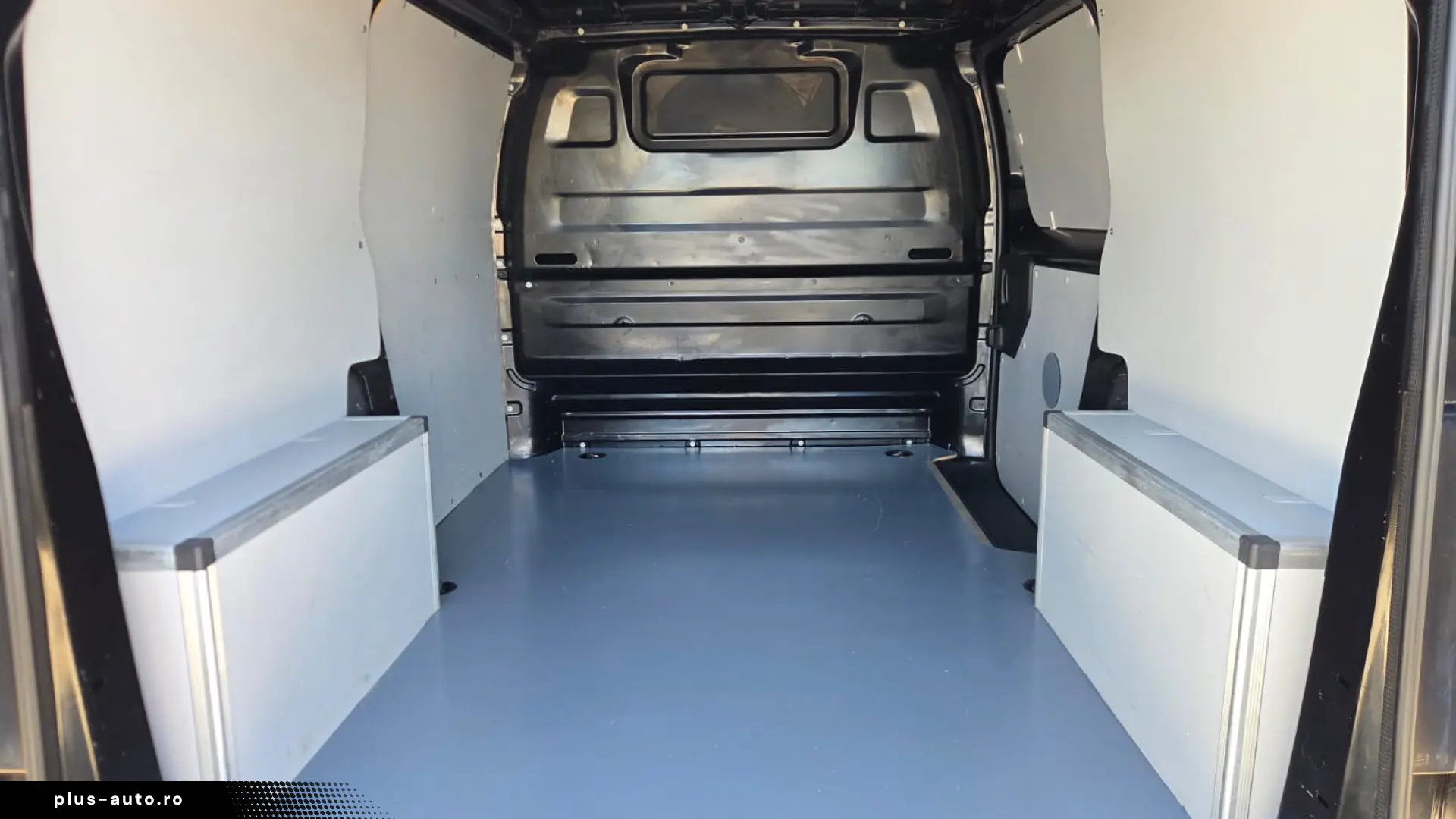OPEL NEW VIVARO L2H1 BLACK EDITION
