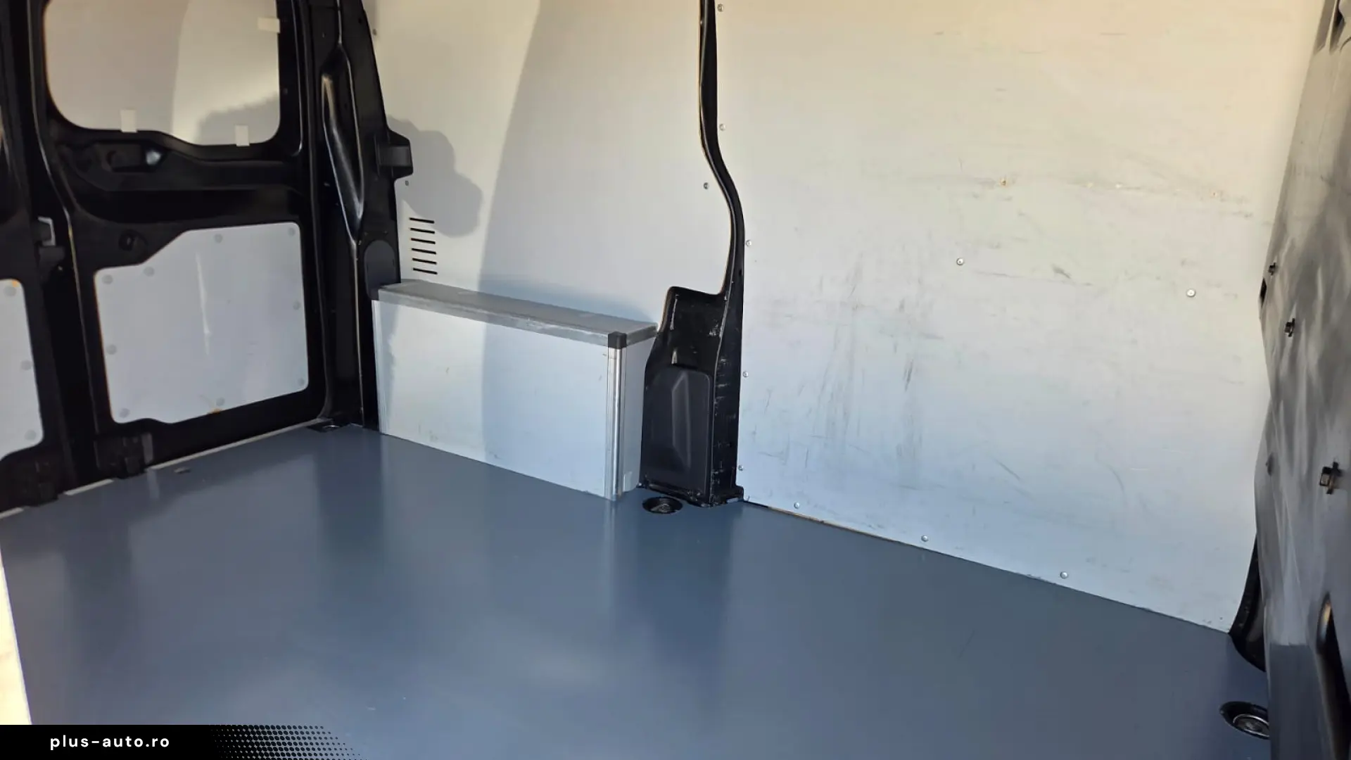 OPEL NEW VIVARO L2H1 BLACK EDITION