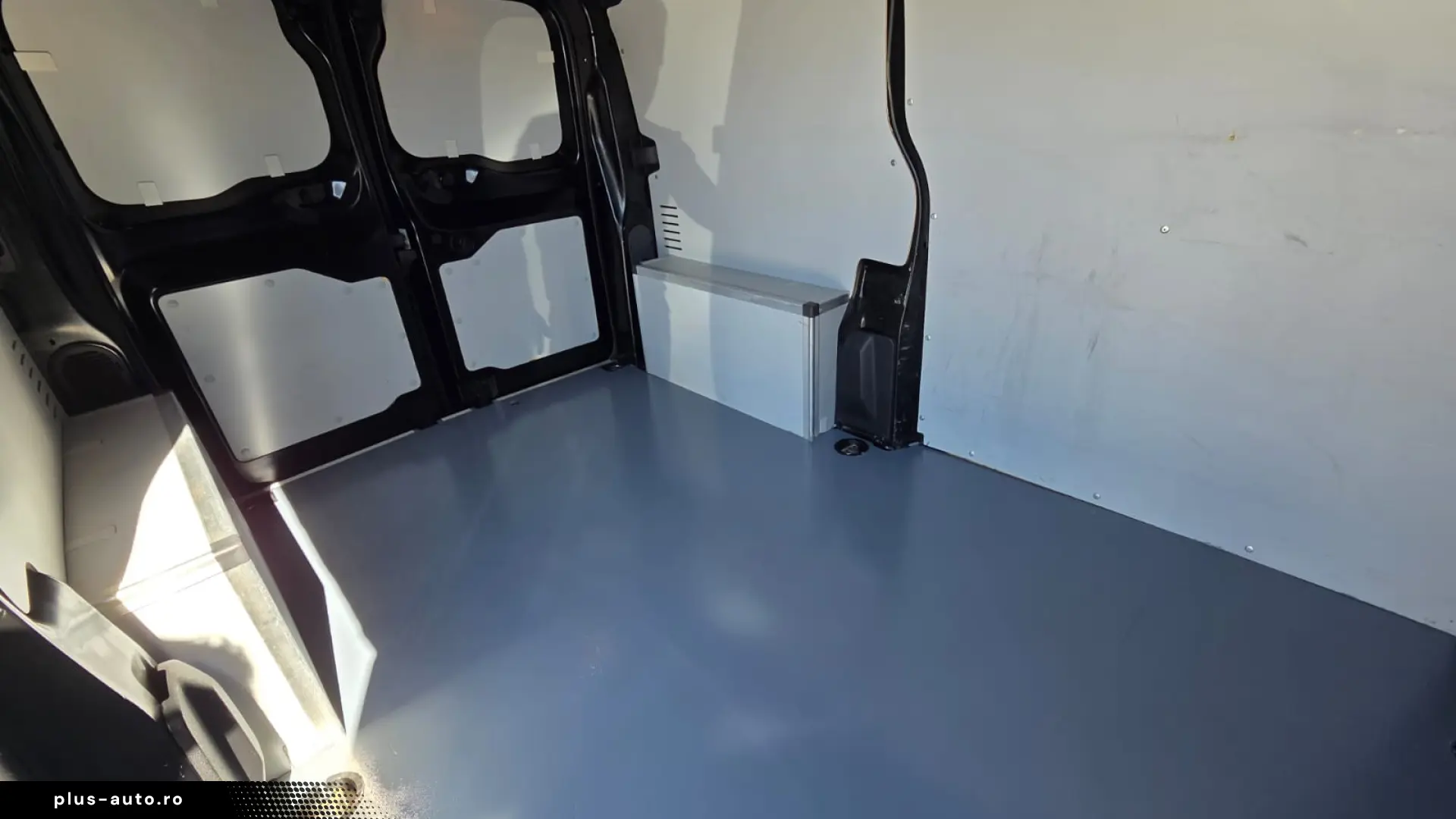 OPEL NEW VIVARO L2H1 BLACK EDITION