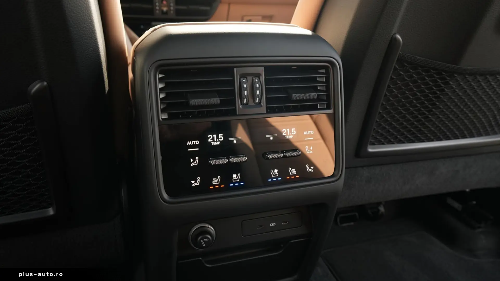 PORSCHE Cayenne în leasing operațional MOOV