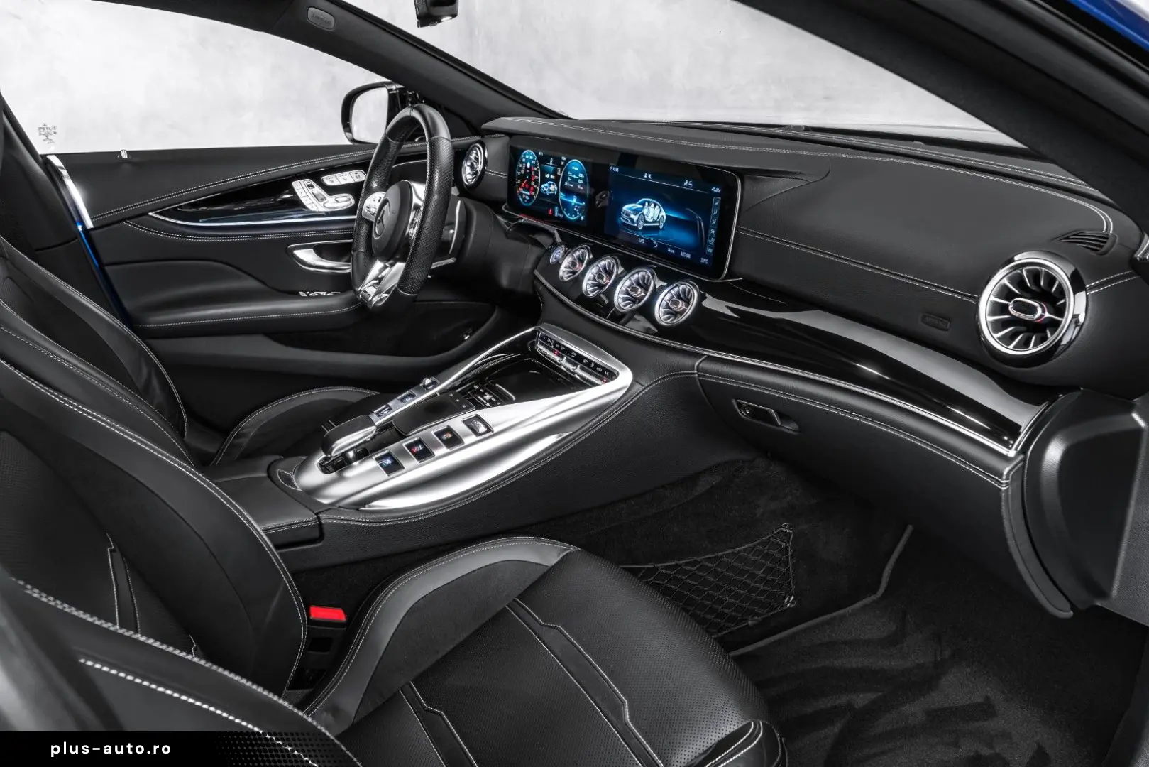 MERCEDES-BENZ AMG GT 4-trg. 53 4M  Stand Pano