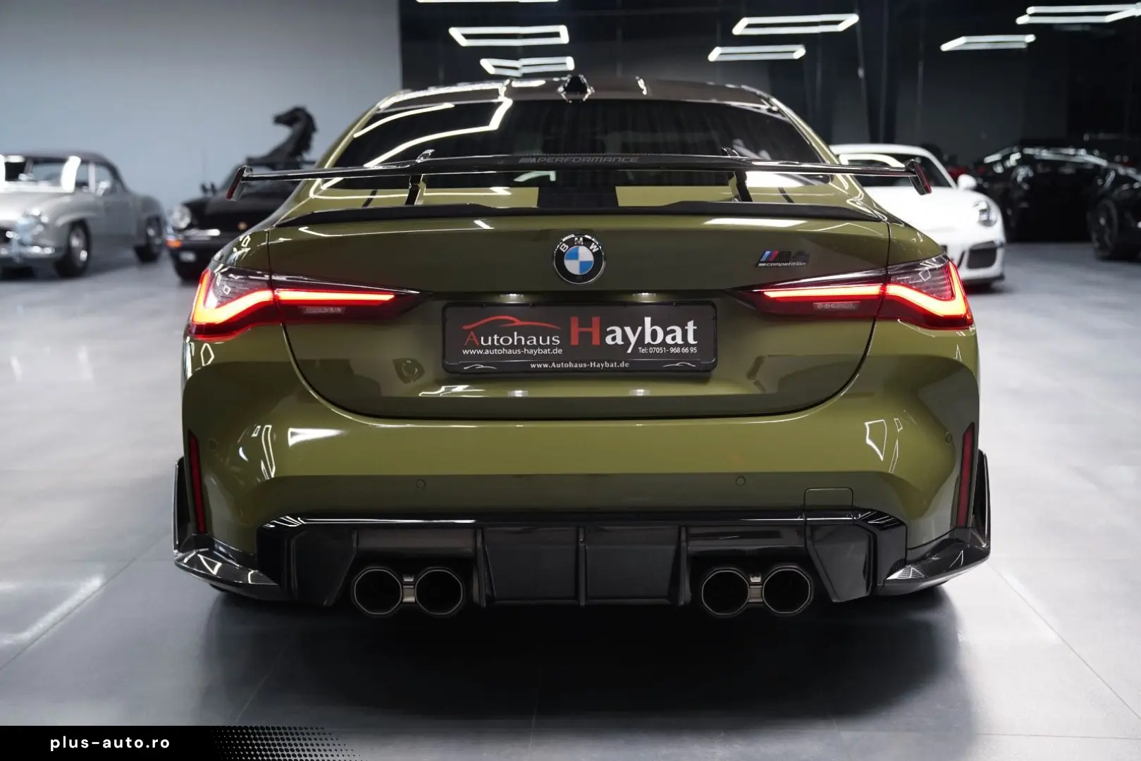 BMW M4 Coupe Competition  M Performance  Carbon-Tack