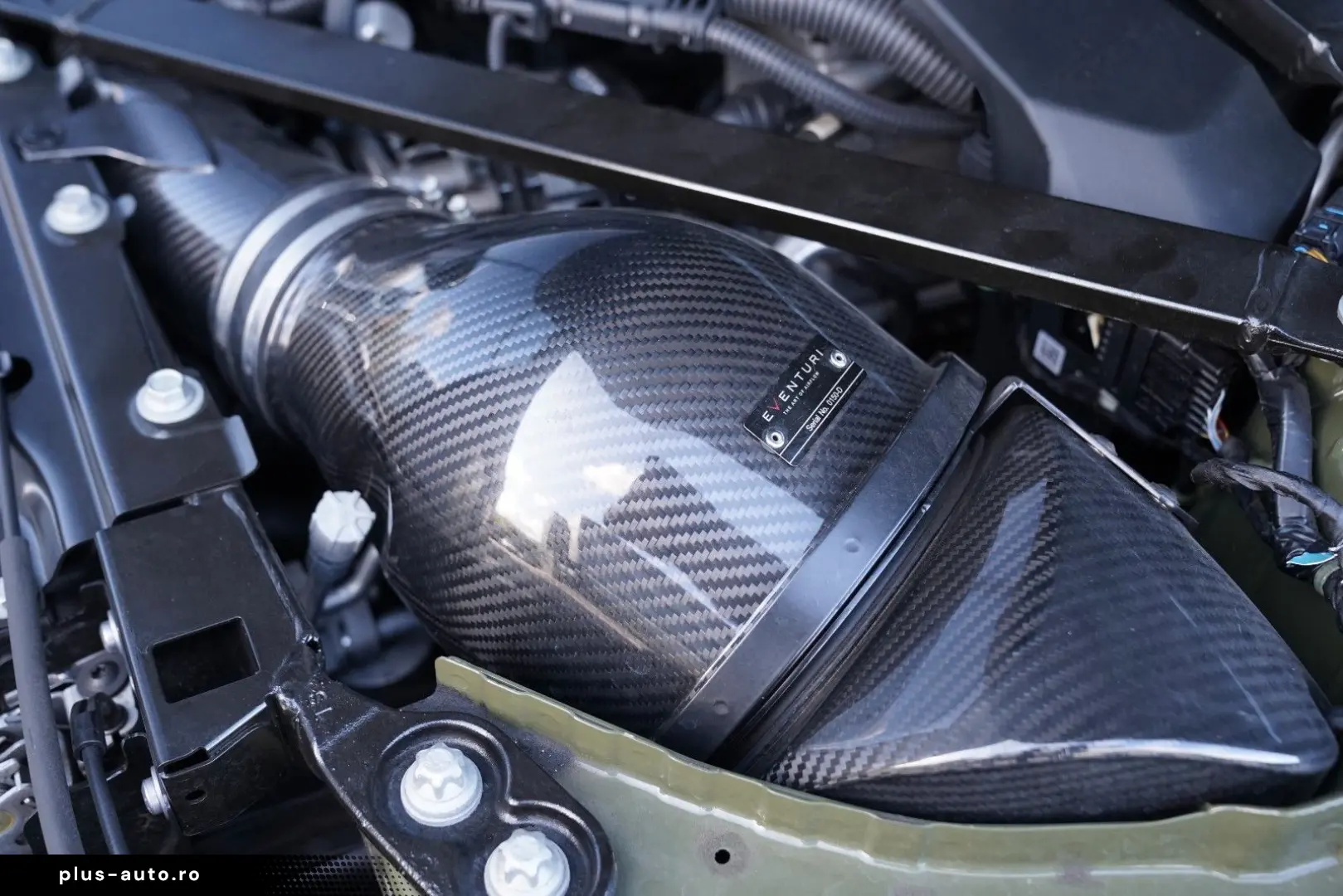 BMW M4 Coupe Competition  M Performance  Carbon-Tack