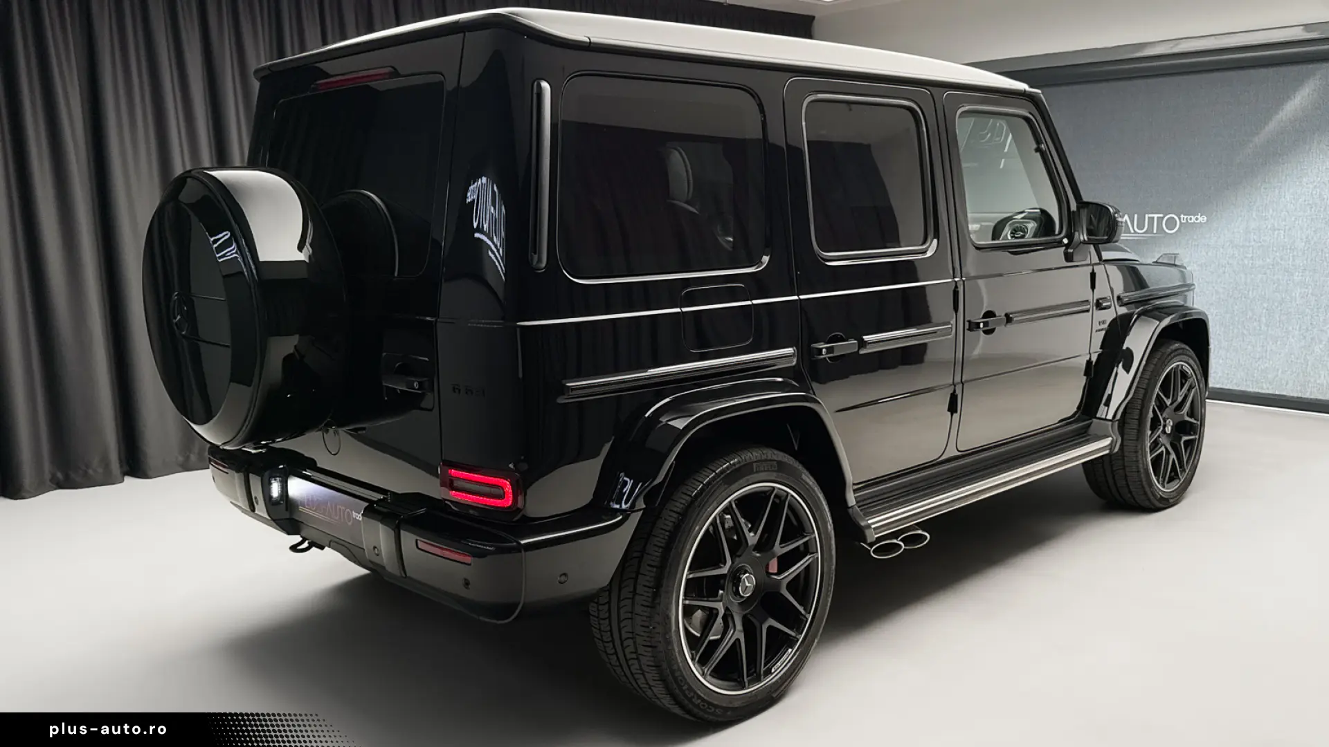 MERCEDES-AMG G 63   MANUFAKTUR   AMG NIGHT   CARBON