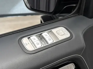 MERCEDES-AMG G 63   MANUFAKTUR   AMG NIGHT   CARBON