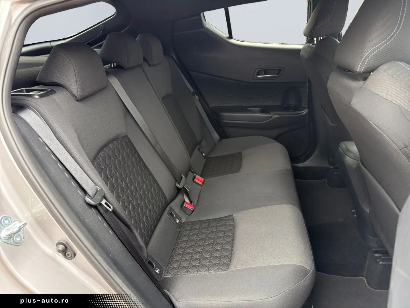 TOYOTA C-HR 2.0 Hybrid Team D  LED ACC CarPlay CAM SHZ