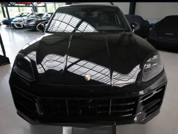 Porsche Cayenne Coupe Black Edition