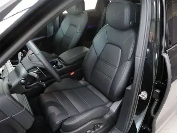 Porsche Cayenne Coupe Black Edition