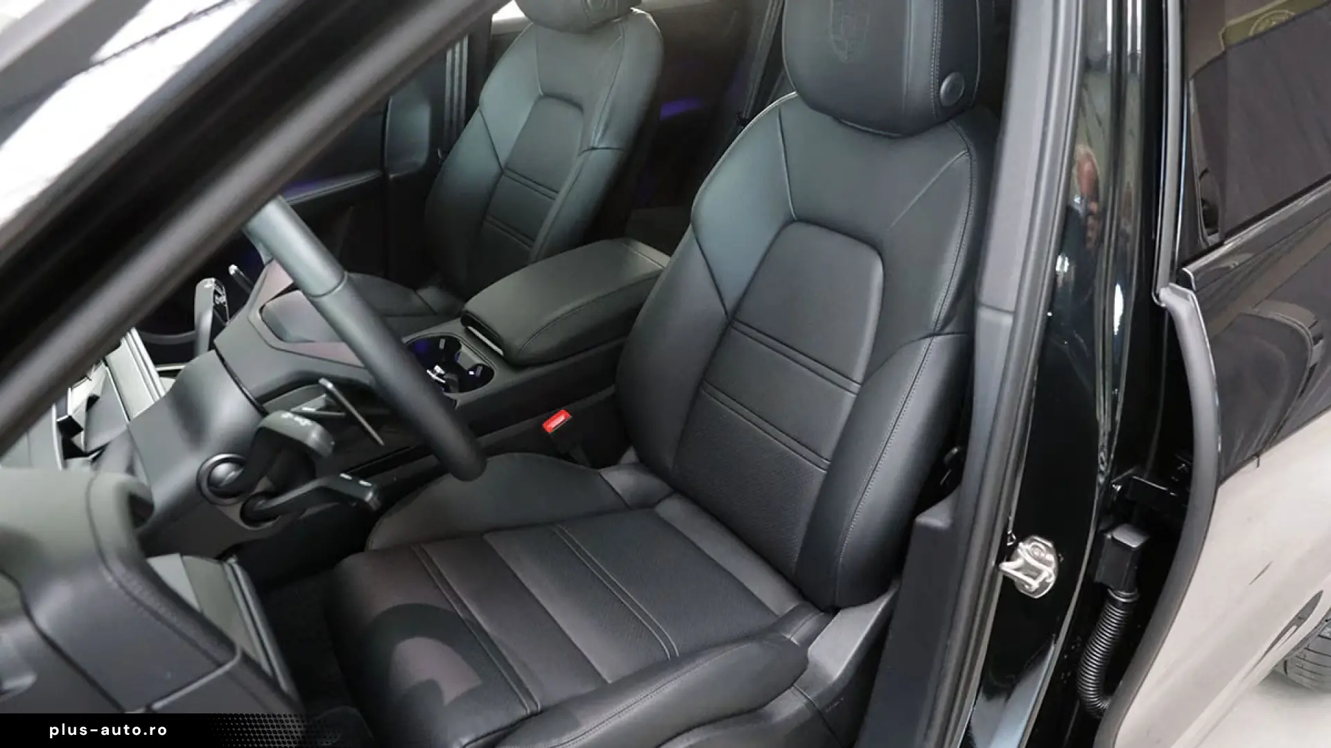 Porsche Cayenne Coupe Black Edition