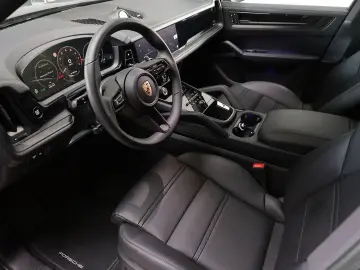 Porsche Cayenne Coupe Black Edition
