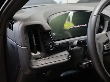 Porsche Cayenne Coupe Black Edition