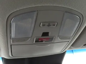HYUNDAI Kona Edition 30 Hybrid DCT (1.Hand  Automatik)