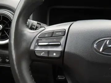 HYUNDAI Kona Edition 30 Hybrid DCT (1.Hand  Automatik)