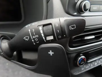 HYUNDAI Kona Edition 30 Hybrid DCT (1.Hand  Automatik)