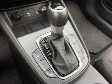 HYUNDAI KONA Hybrid 1.6 T-GDi DCT Trend AHK ACC KAMERA