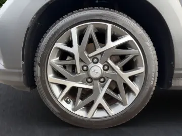 HYUNDAI KONA Hybrid 1.6 T-GDi DCT Trend AHK ACC KAMERA