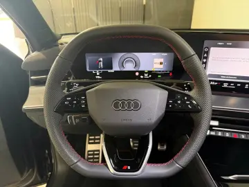 Audi Q3 SportBack S Line 2.0 TFSI Quattro-Panoramic-Sonos