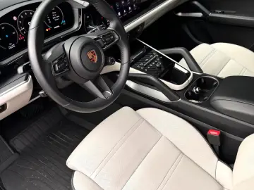 Porsche Cayenne SOFTCLOSE PANO HUD MATRIX AIR 360 VENT