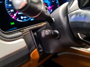 Mercedes-Benz G63 AMG MANUFAKTUR Olive Magno  Performance