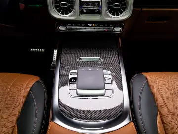 Mercedes-Benz G63 AMG MANUFAKTUR Olive Magno  Performance