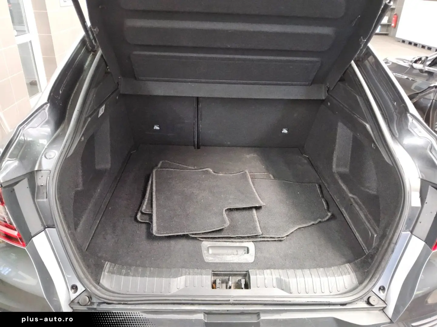 RENAULT Arkana 1.6 E-Tech Navi LED Leder ACC