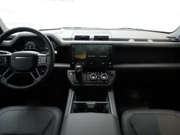 Land Rover Defender 110 X-Dynamic SE PHEV