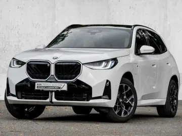BMW X3 30e xDrive M SPORT HuD AHK PANO H K