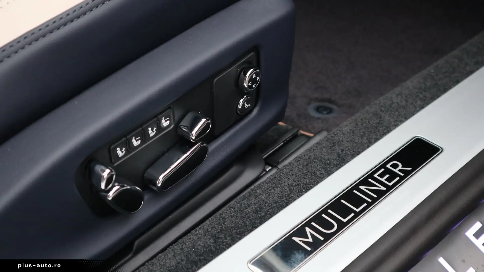 Bentley Continental GTC MULLINER  Bespoke Inside