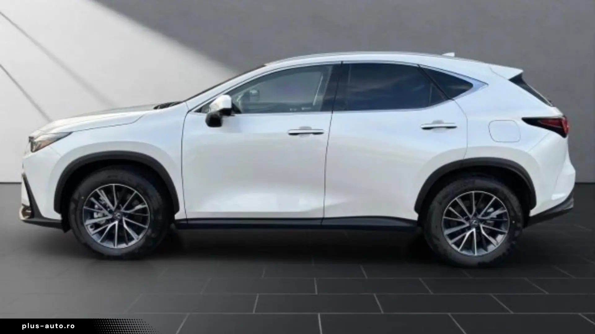 Lexus NX 450h   Executive Interior Technology 360CAM