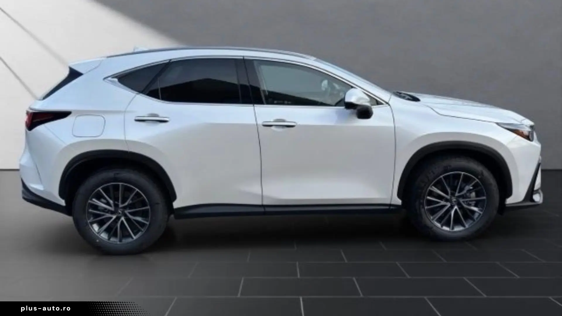 Lexus NX 450h   Executive Interior Technology 360CAM