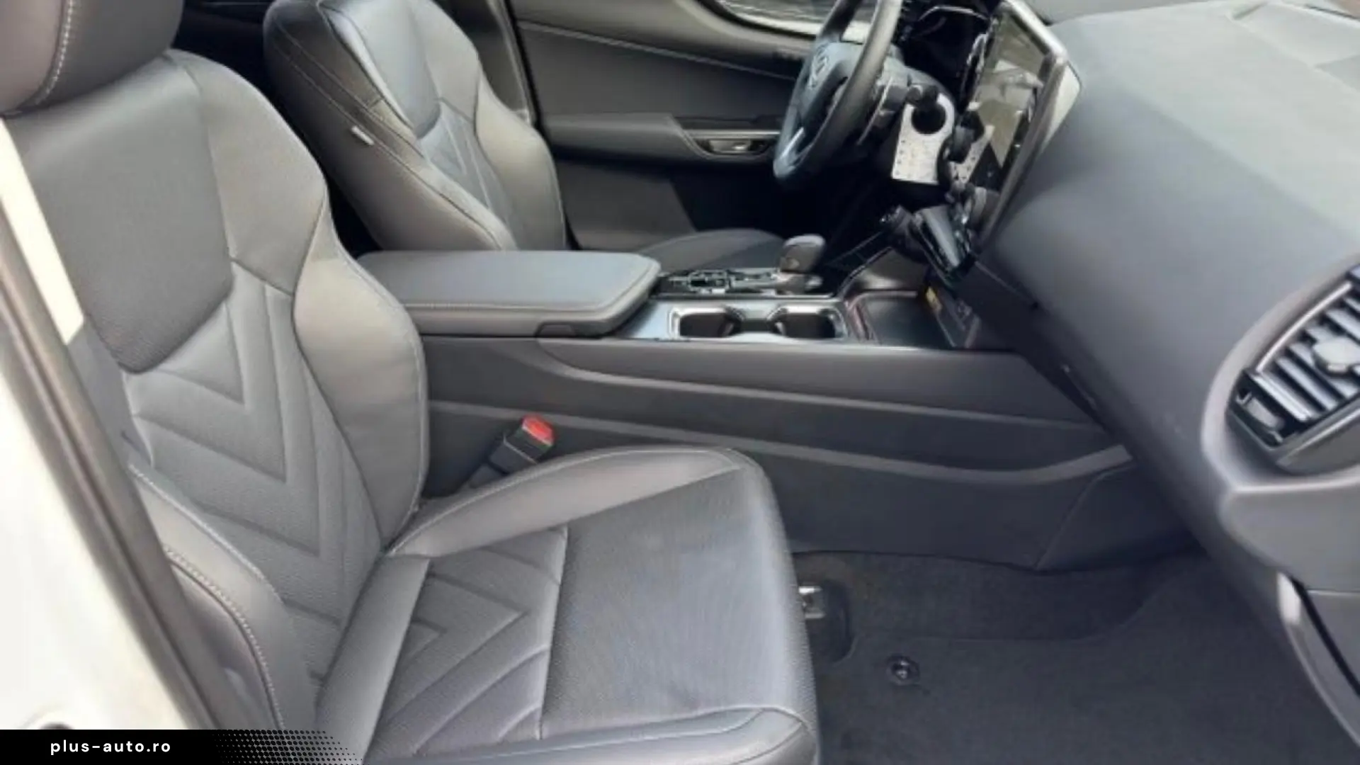 Lexus NX 450h   Executive Interior Technology 360CAM