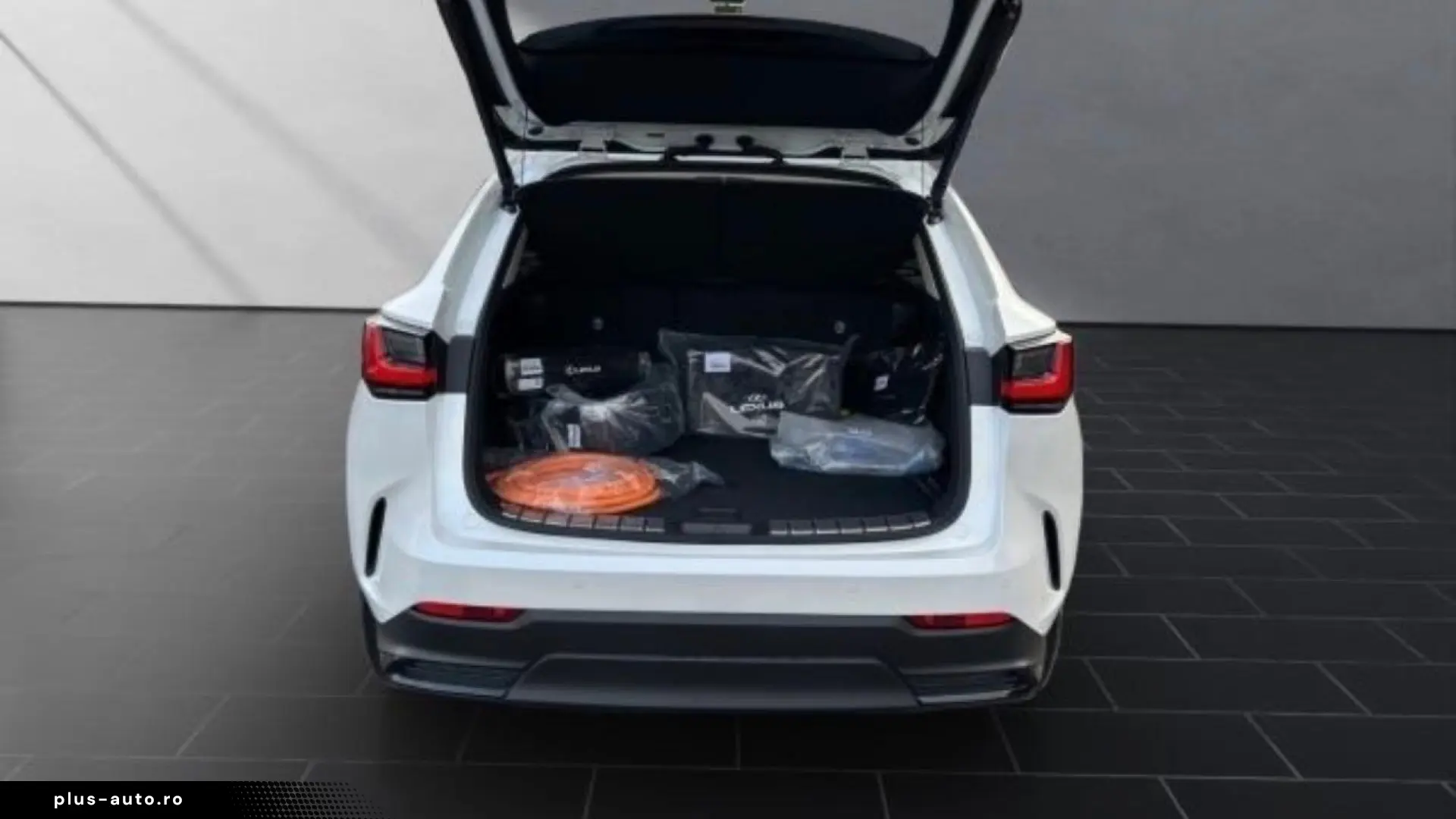 Lexus NX 450h   Executive Interior Technology 360CAM