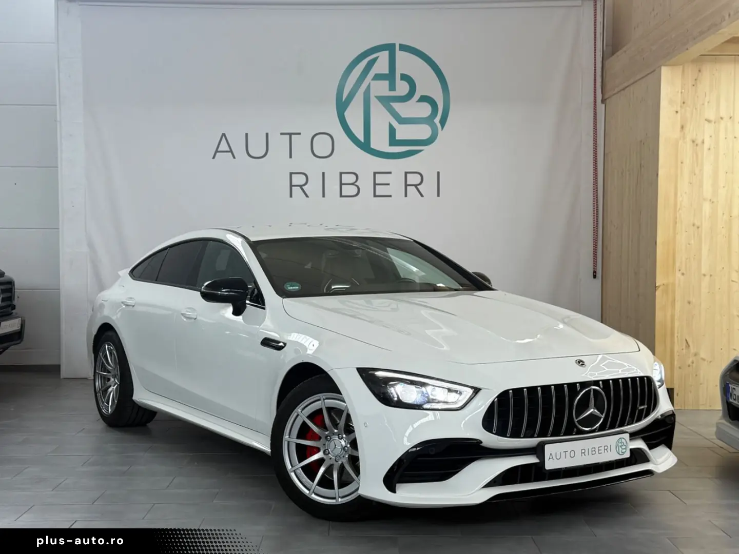 MERCEDES-BENZ AMG GT 4-trg. 43 PerformanceSeats LED