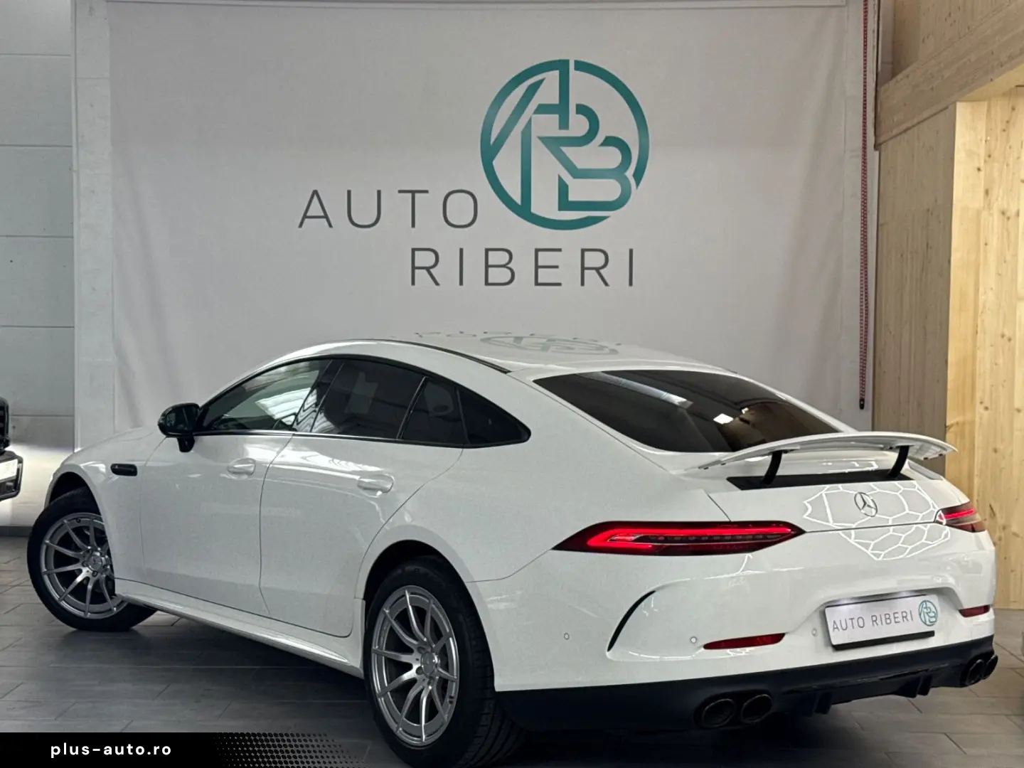 MERCEDES-BENZ AMG GT 4-trg. 43 PerformanceSeats LED
