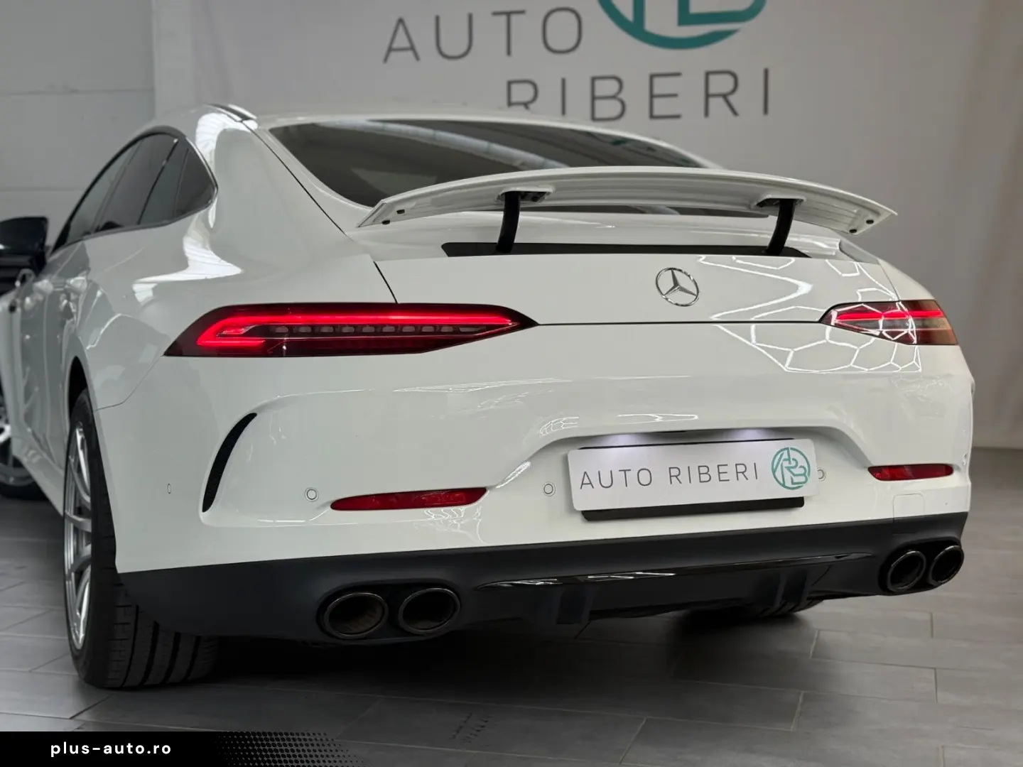 MERCEDES-BENZ AMG GT 4-trg. 43 PerformanceSeats LED