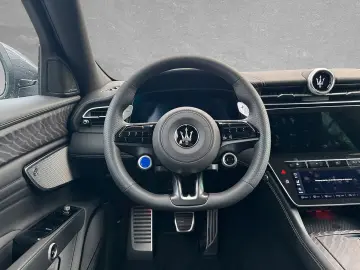 Maserati Grecale Modena Mild-Hybrid AWD MJ 26 ACC HUD