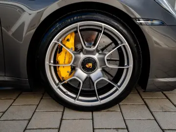 PORSCHE 992.1 Turbo S   Lift   Burmester   Exclusive Rad