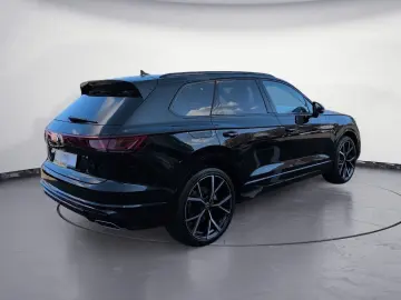 Volkswagen Touareg R-Line 3.0TDI 4MOTION