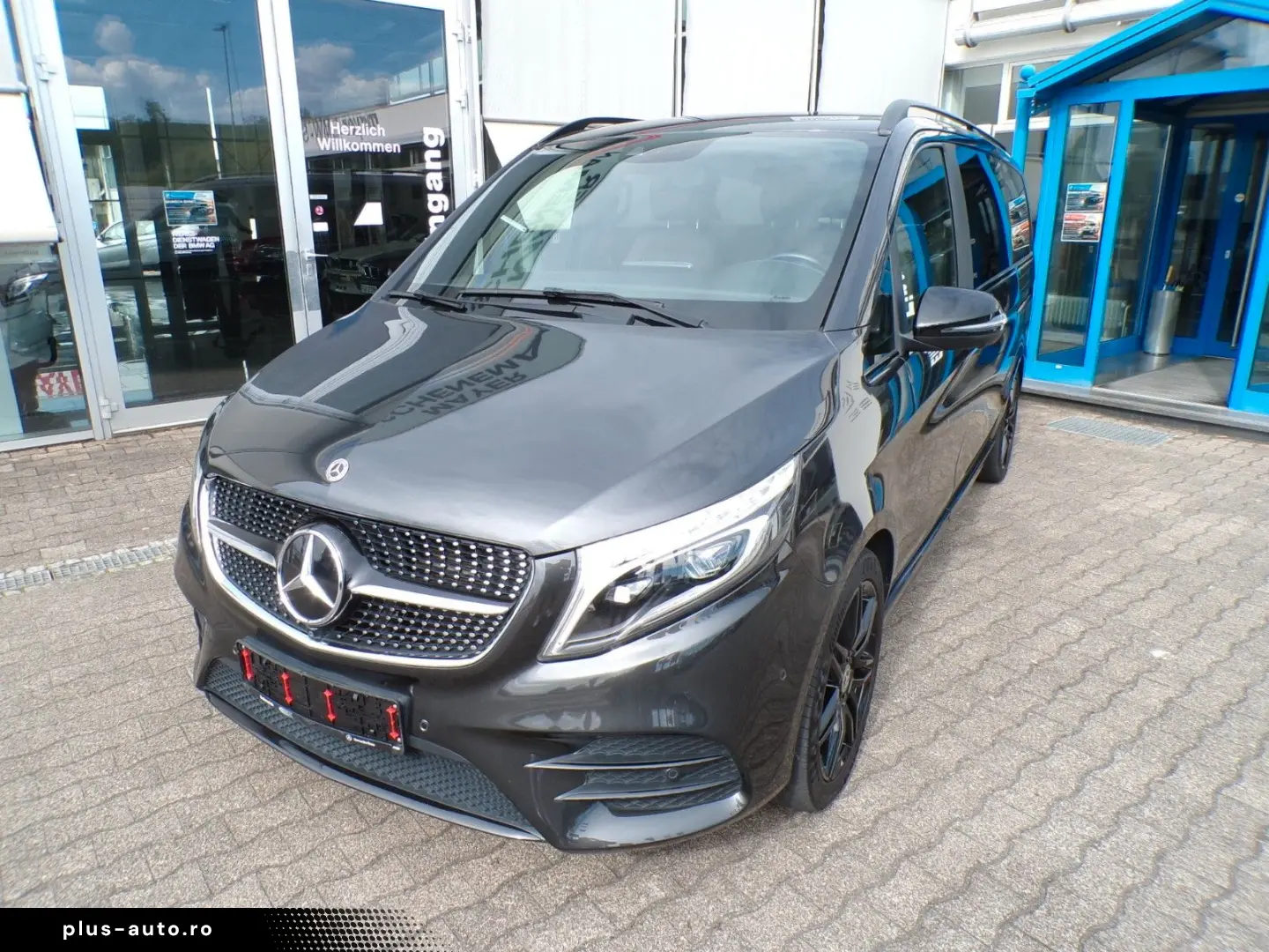 MERCEDES-BENZ V 300