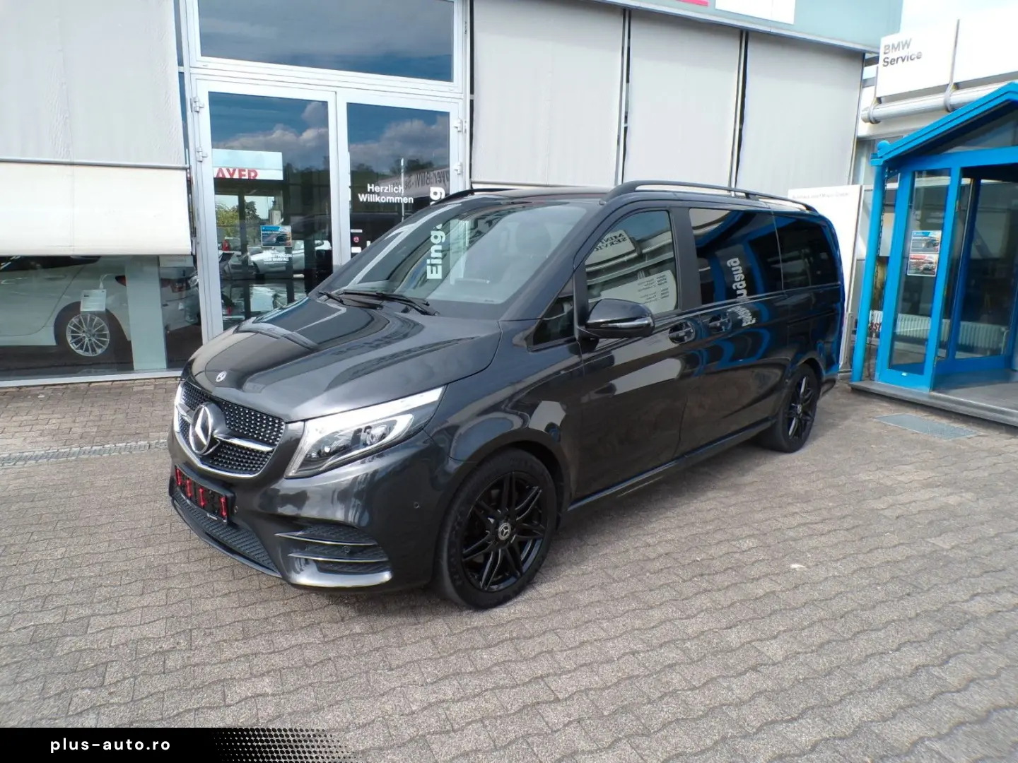 MERCEDES-BENZ V 300