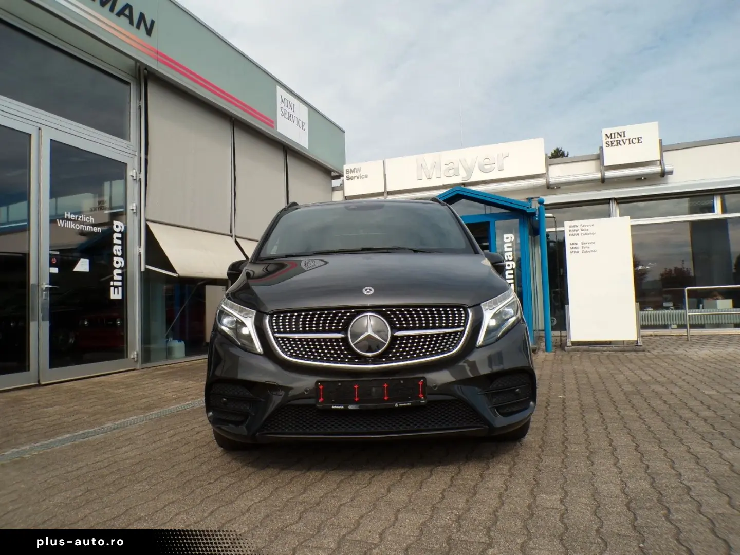 MERCEDES-BENZ V 300