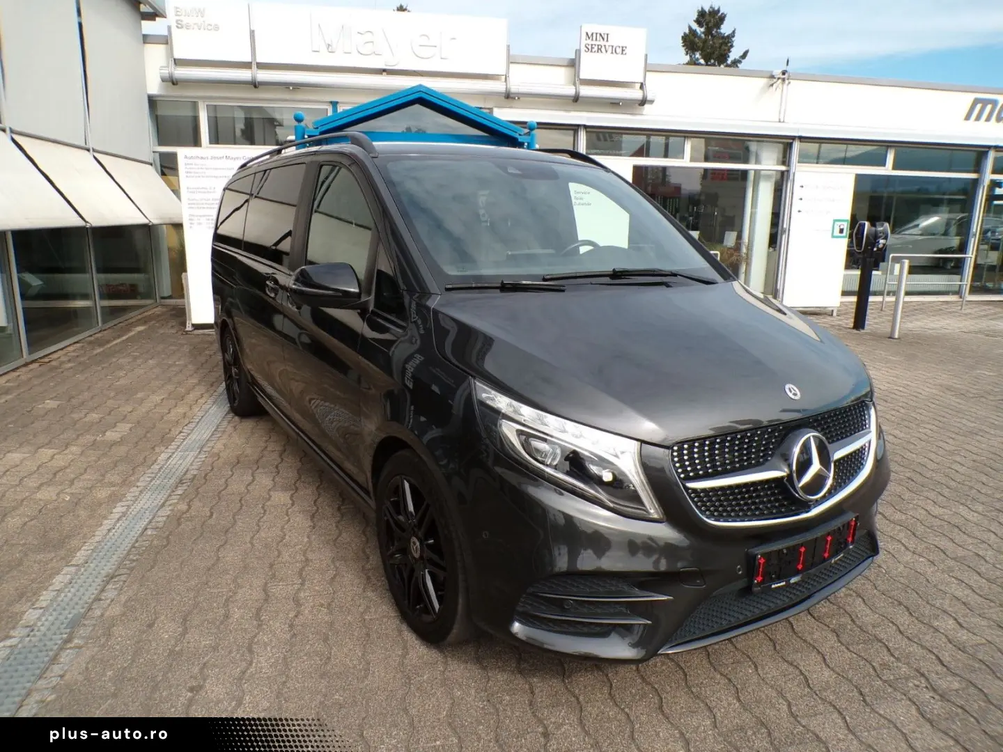 MERCEDES-BENZ V 300