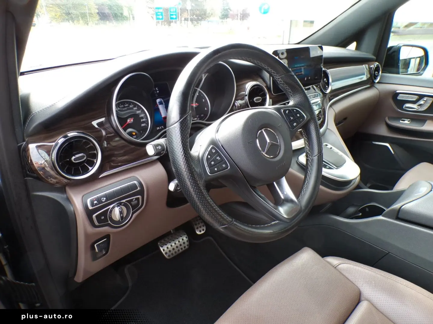 MERCEDES-BENZ V 300