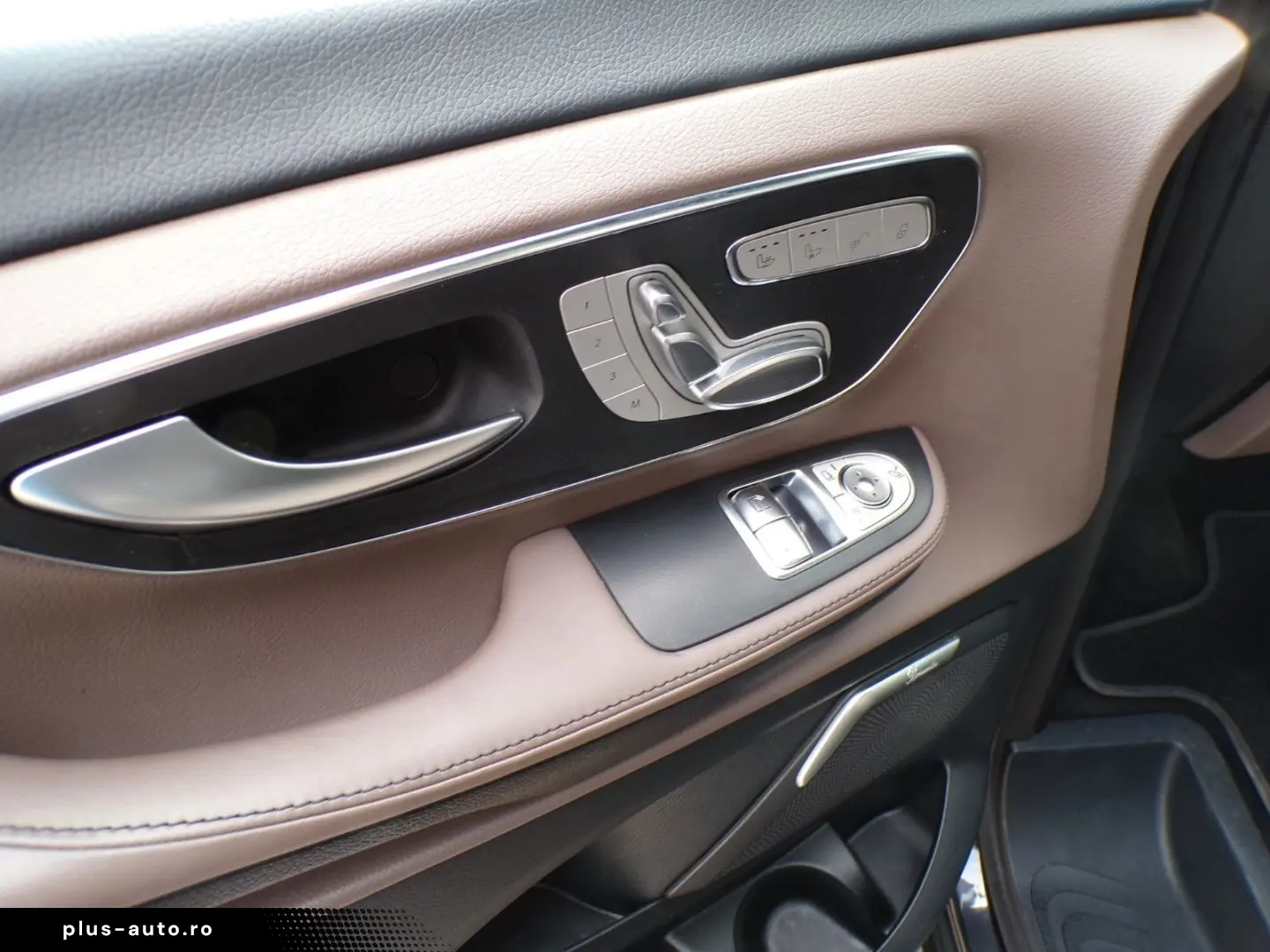 MERCEDES-BENZ V 300