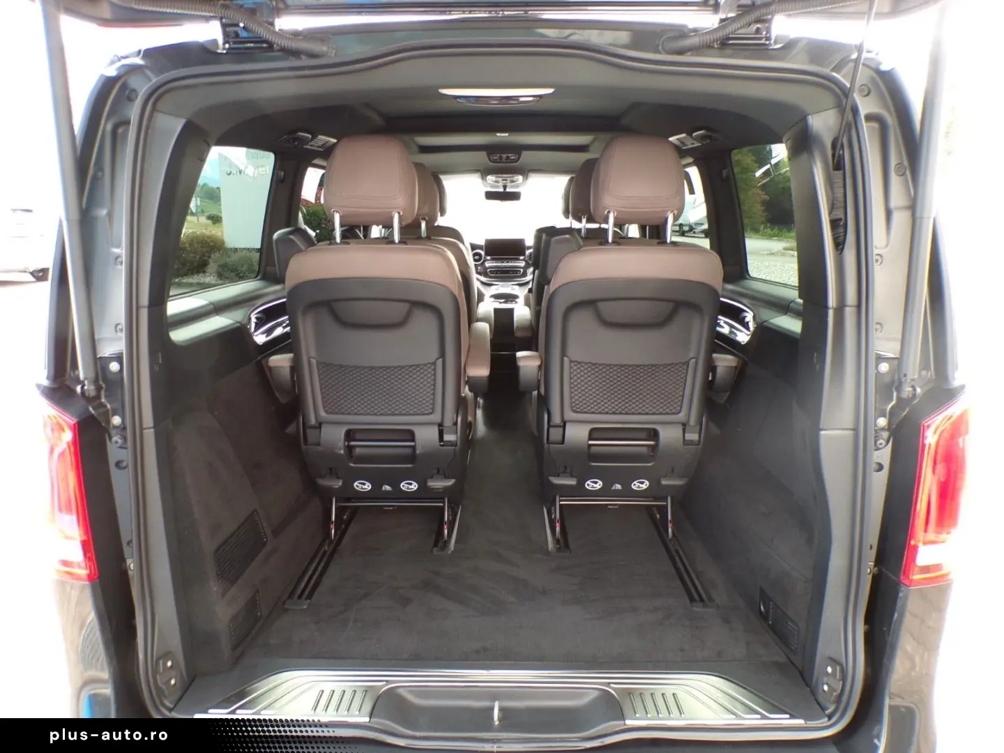 MERCEDES-BENZ V 300