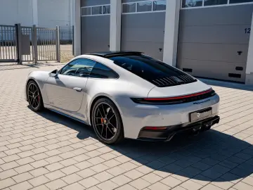 PORSCHE 992.2 Carrera 4 GTS   Carbon Ext   18-W   Lift