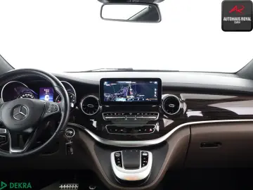 MERCEDES-BENZ V 300 d 4M LANG AMG AIRMATIC BURMESTER…
