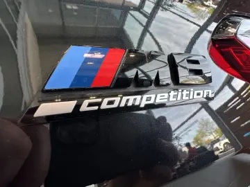 BMW M8 Coupé M Competition xDrive Laser HeadUp